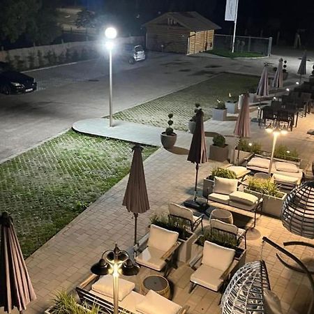 Holdvirag Hotel Sárvár Exterior foto